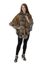 Load image into Gallery viewer, Camel Cashmere Cape with Crystal Fox
